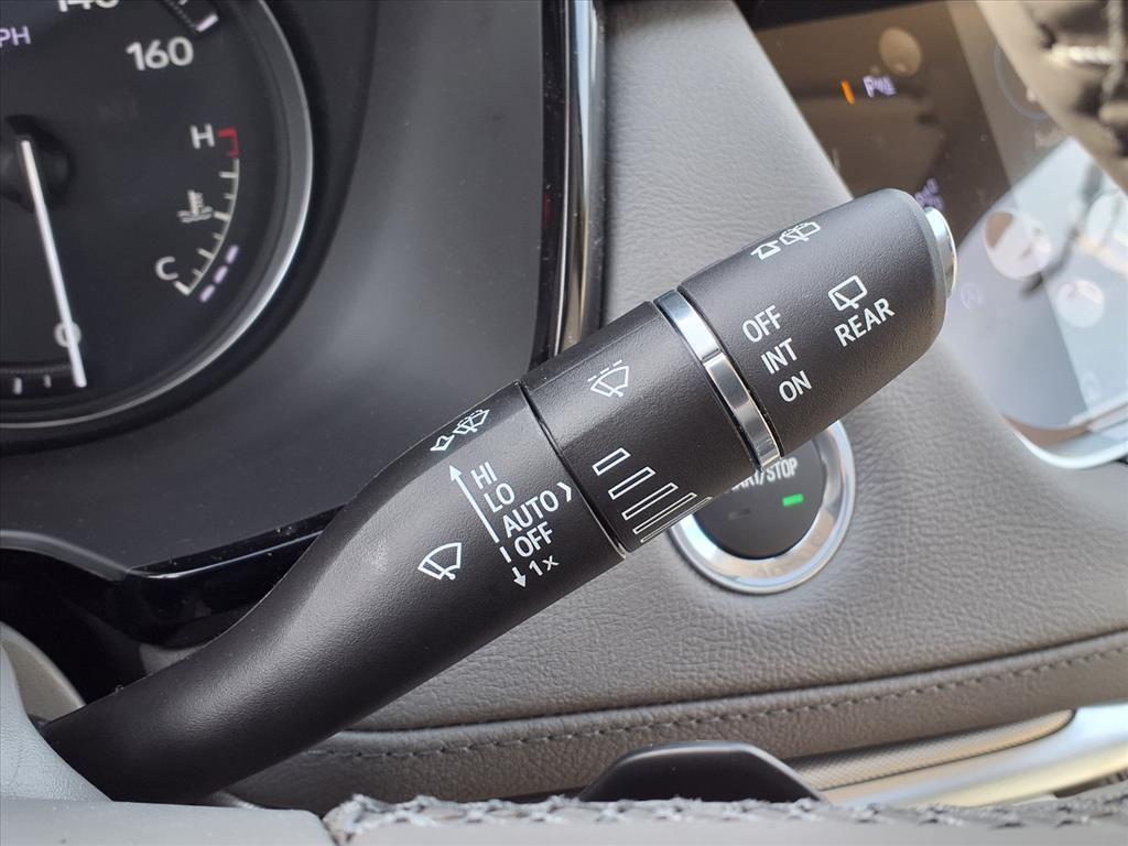 new 2026 Cadillac XT5 car, priced at $56,223