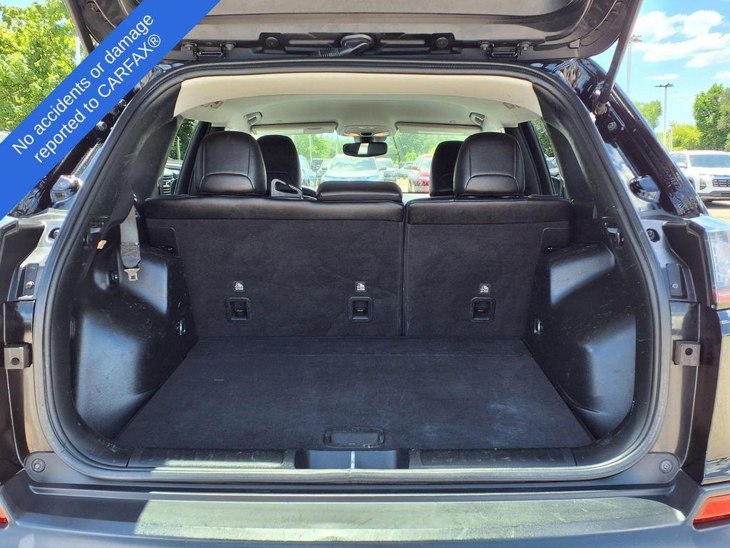 used 2022 Jeep Cherokee car, priced at $13,495
