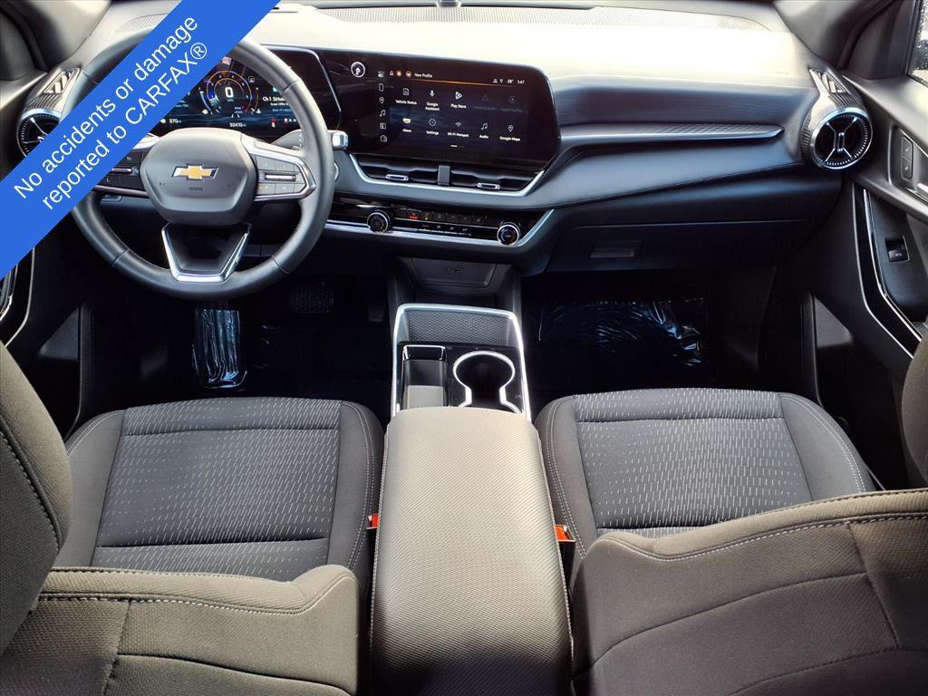 used 2025 Chevrolet Equinox car, priced at $22,995