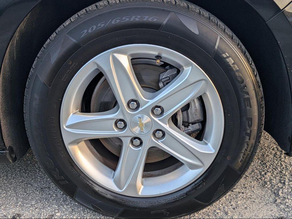 used 2024 Chevrolet Malibu car, priced at $19,900