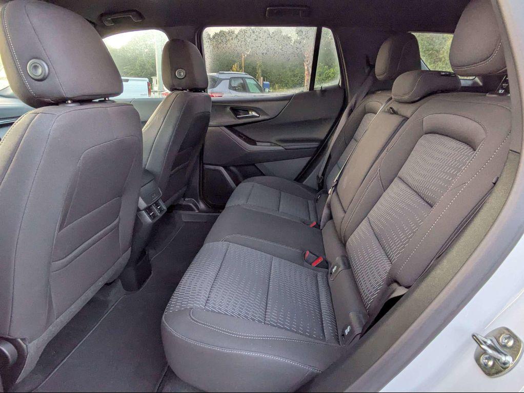 new 2026 Chevrolet Equinox car, priced at $32,944