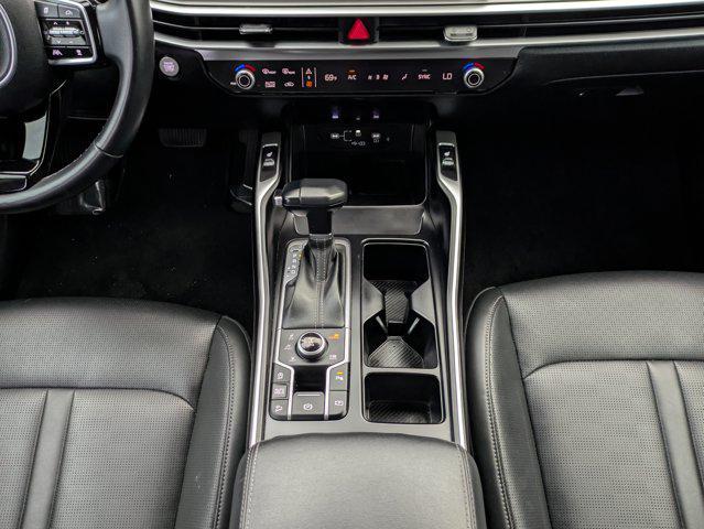 used 2024 Kia Sorento car, priced at $29,249