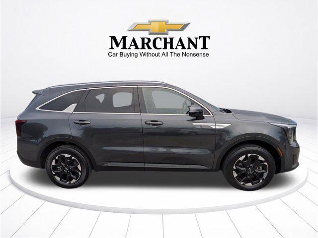 used 2024 Kia Sorento car, priced at $29,249