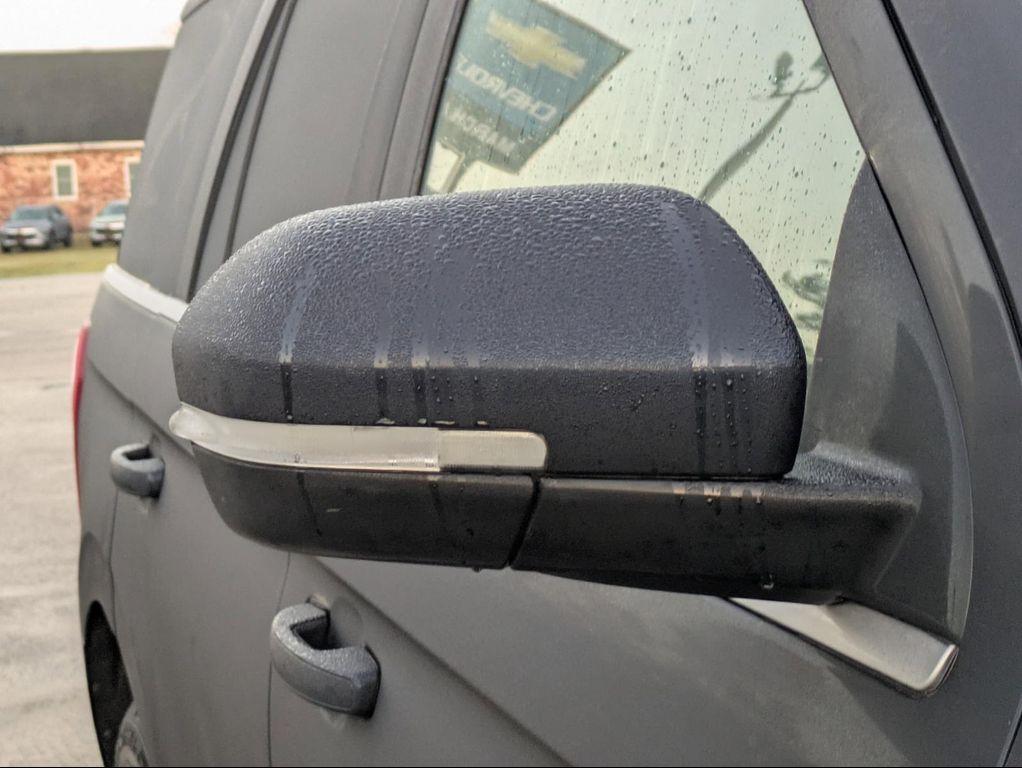 used 2021 Ford Expedition car, priced at $45,930
