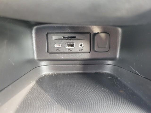 used 2022 Chevrolet Equinox car, priced at $22,491