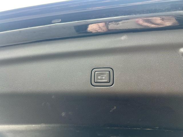 used 2024 GMC Yukon car, priced at $53,491