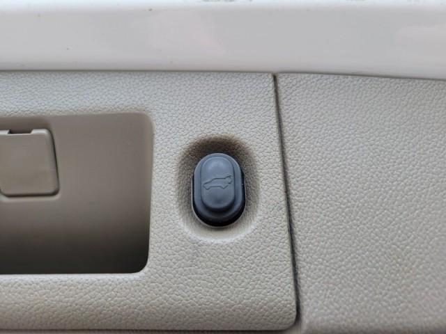 used 2020 GMC Yukon car, priced at $27,491