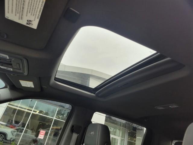 used 2020 Chevrolet Silverado 1500 car, priced at $40,189