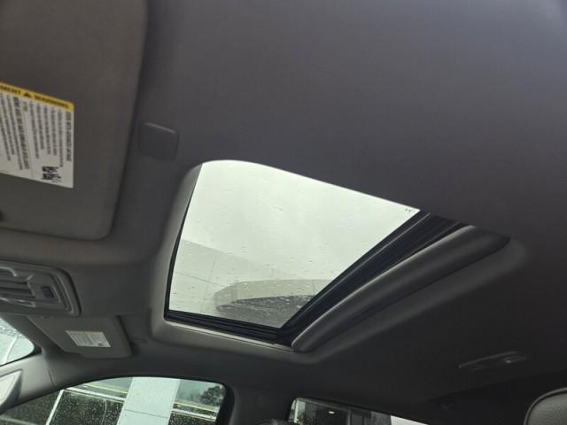 used 2022 GMC Sierra 1500 car, priced at $36,084