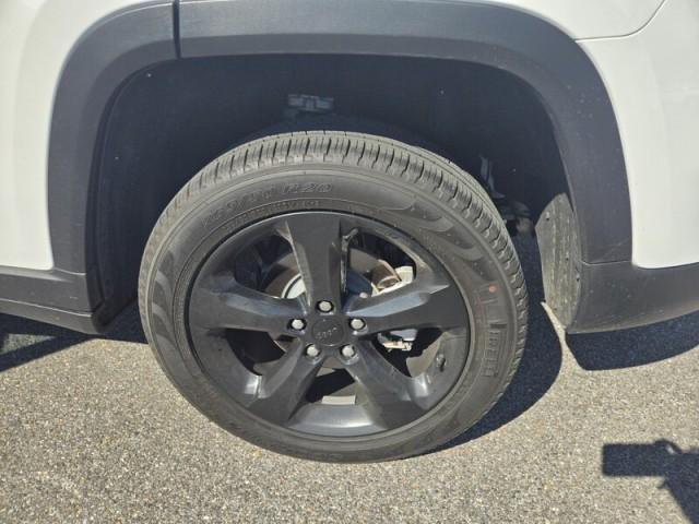 used 2023 Jeep Grand Cherokee car, priced at $36,795