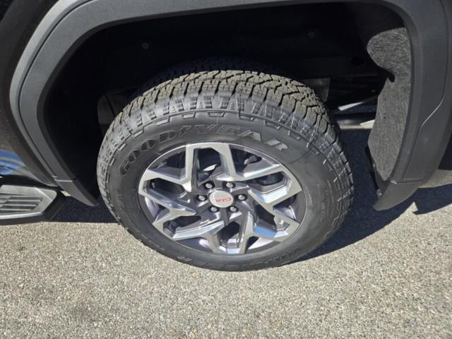 new 2026 GMC Sierra 1500 car, priced at $58,375