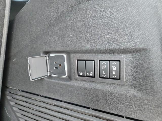 used 2024 Chevrolet Tahoe car, priced at $64,900