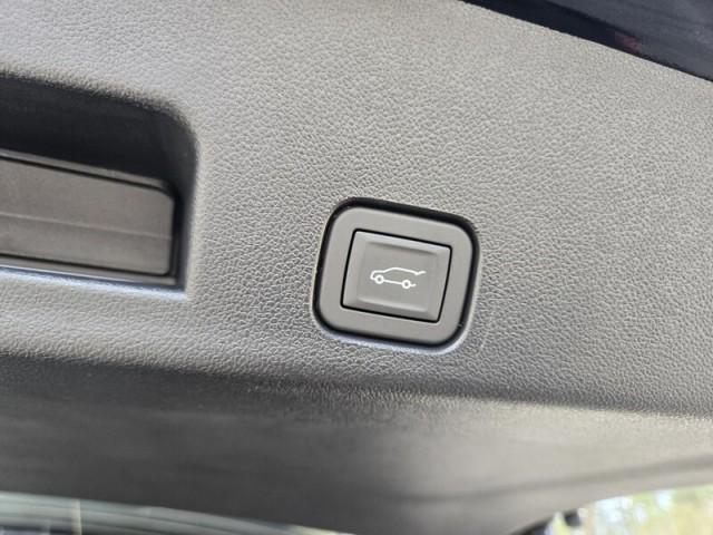 new 2026 GMC Acadia car, priced at $46,425