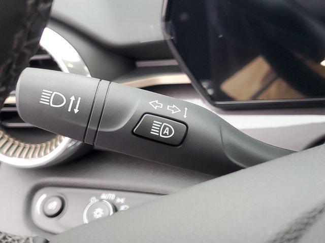 new 2025 Chevrolet Trax car, priced at $25,063