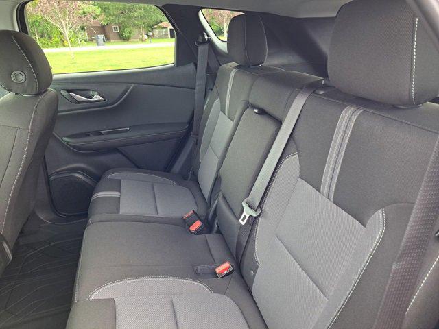 new 2025 Chevrolet Blazer car, priced at $35,417
