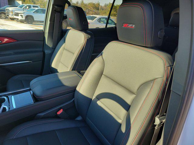 new 2026 Chevrolet Traverse car, priced at $49,390