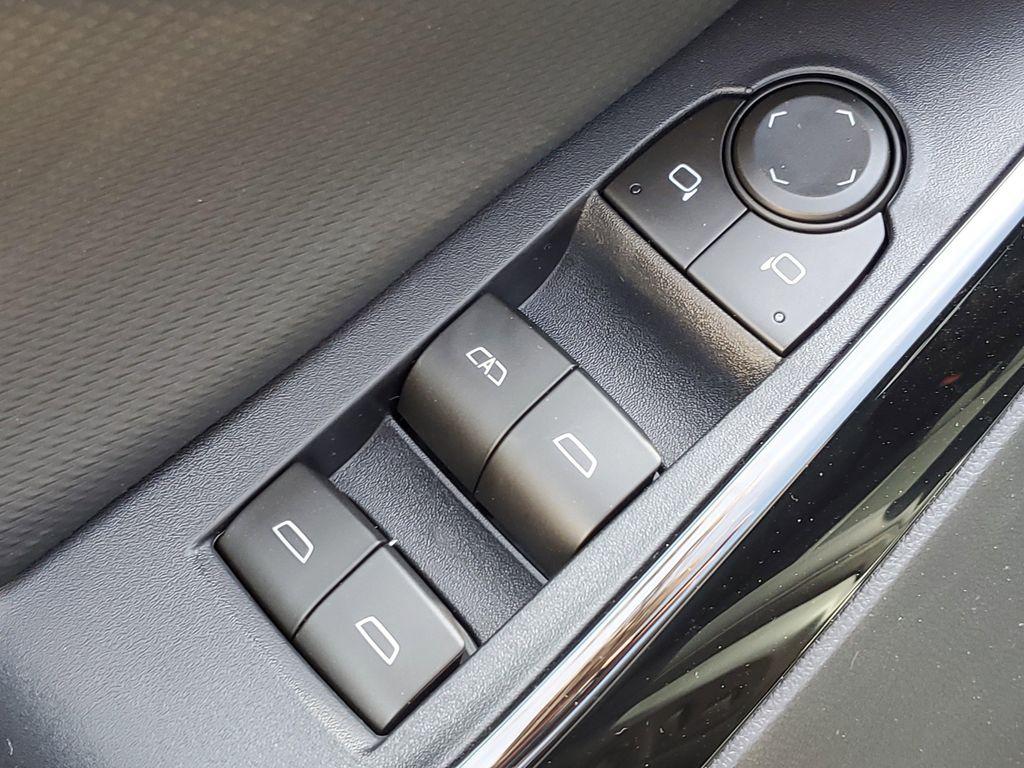 new 2026 Chevrolet Equinox car, priced at $32,858
