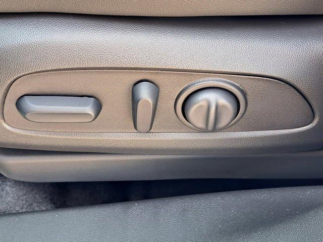 new 2026 Chevrolet TrailBlazer car, priced at $28,329