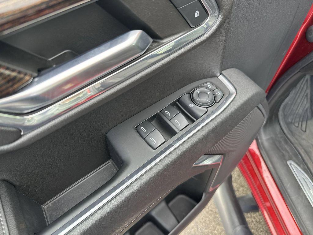 used 2023 GMC Sierra 1500 car, priced at $39,990