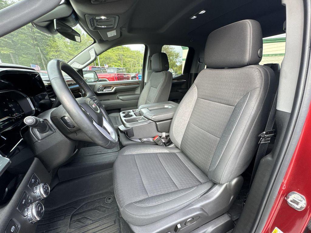 used 2023 GMC Sierra 1500 car, priced at $39,990