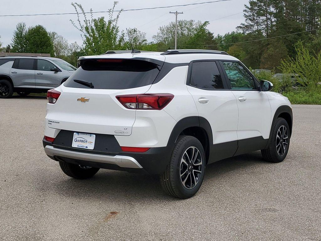 new 2026 Chevrolet TrailBlazer car, priced at $28,302