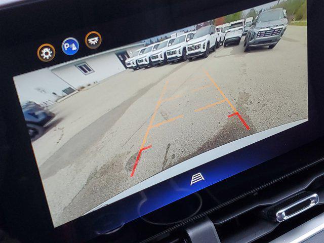 new 2026 Chevrolet Equinox car, priced at $32,286