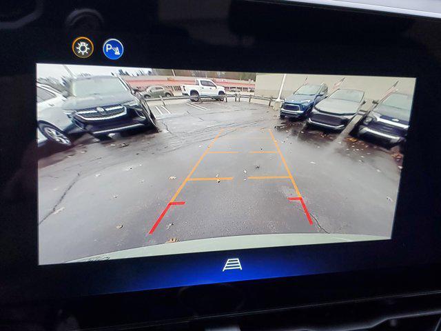 new 2026 Chevrolet Equinox car, priced at $33,658