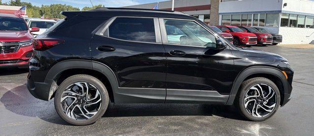 used 2025 Chevrolet TrailBlazer car, priced at $28,483