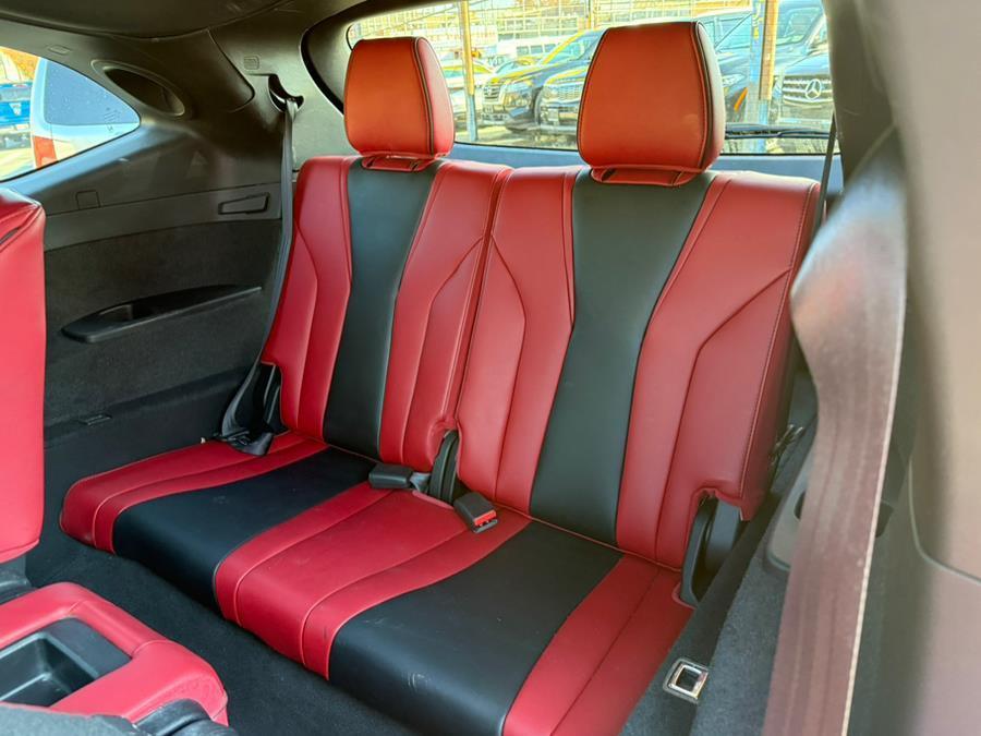 used 2022 Acura MDX car, priced at $28,995
