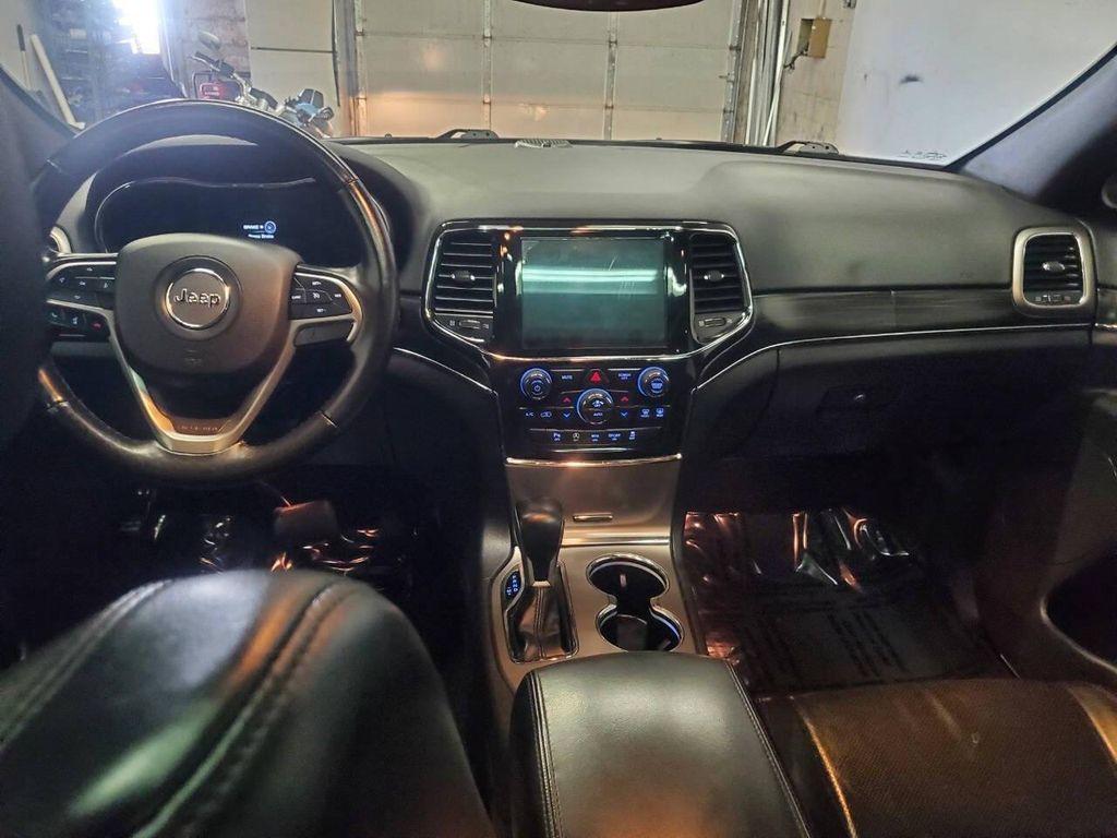 used 2021 Jeep Grand Cherokee car, priced at $17,994