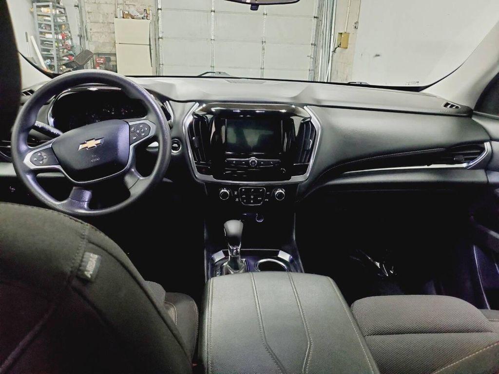 used 2021 Chevrolet Traverse car, priced at $18,494