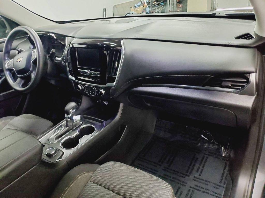 used 2021 Chevrolet Traverse car, priced at $18,494
