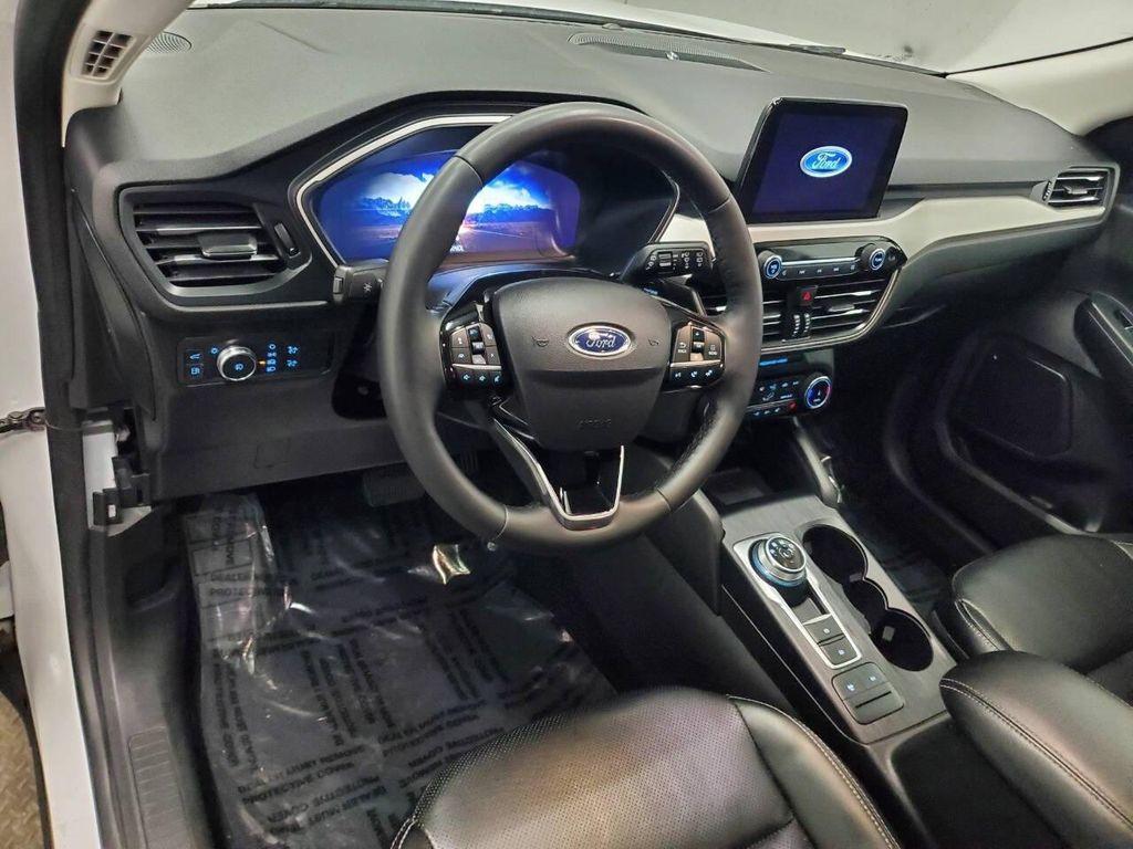 used 2022 Ford Escape car, priced at $19,494