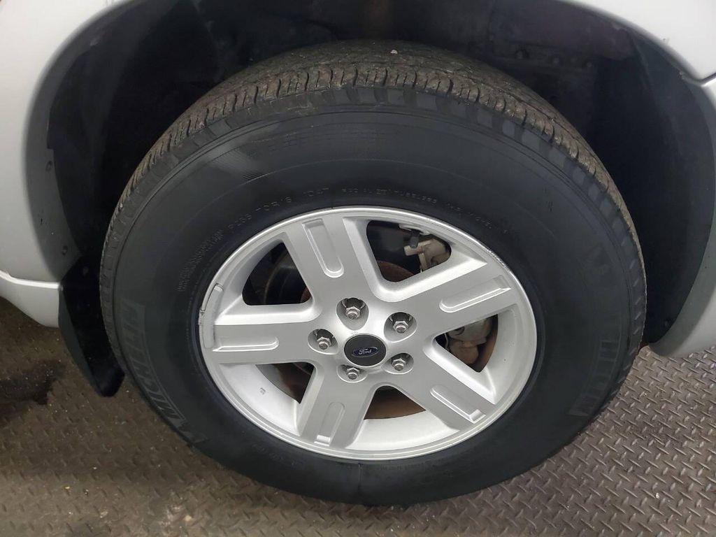 used 2005 Ford Escape Hybrid car, priced at $8,999