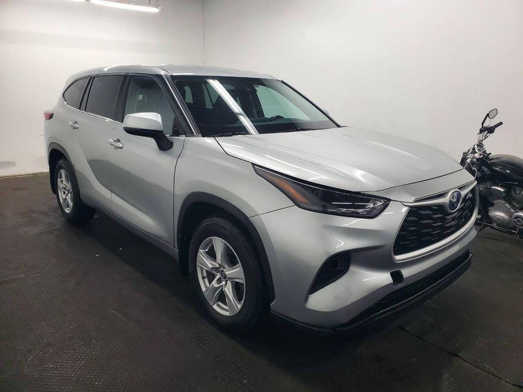 used 2022 Toyota Highlander Hybrid car, priced at $23,994