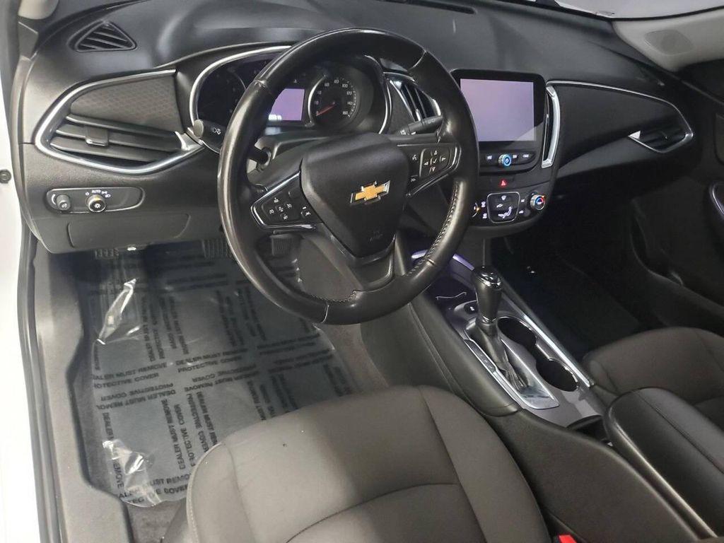 used 2018 Chevrolet Malibu car, priced at $9,994