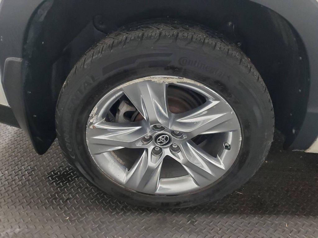 used 2019 Toyota Highlander Hybrid car, priced at $23,994