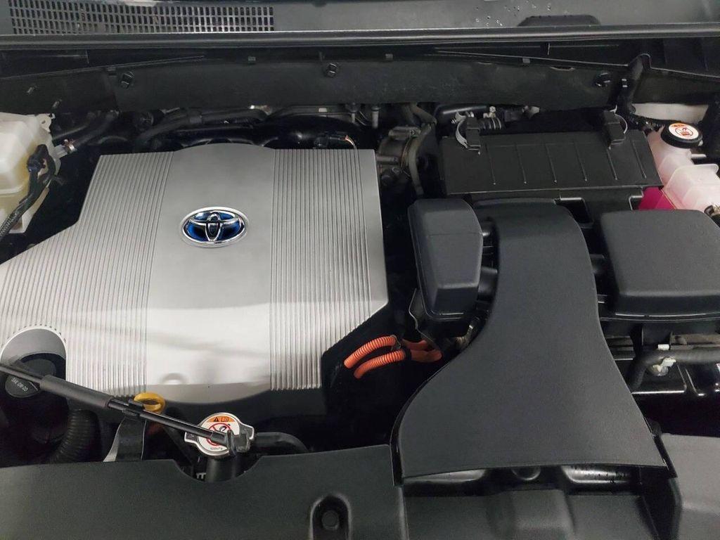 used 2019 Toyota Highlander Hybrid car, priced at $23,994