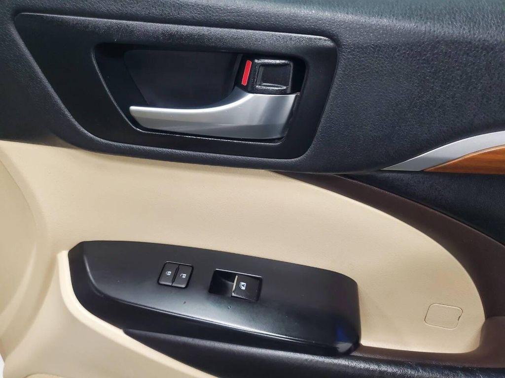 used 2019 Toyota Highlander Hybrid car, priced at $23,994