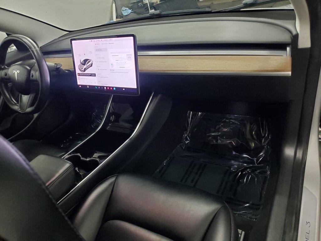 used 2018 Tesla Model 3 car