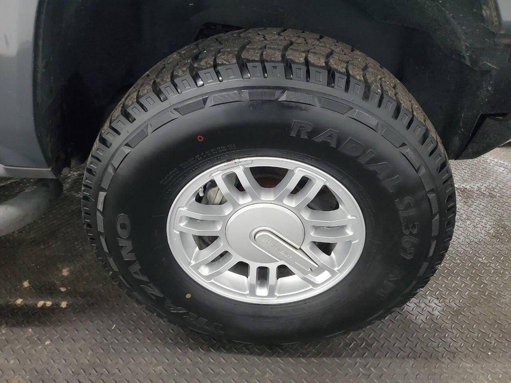 used 2009 Hummer H3 car, priced at $12,499