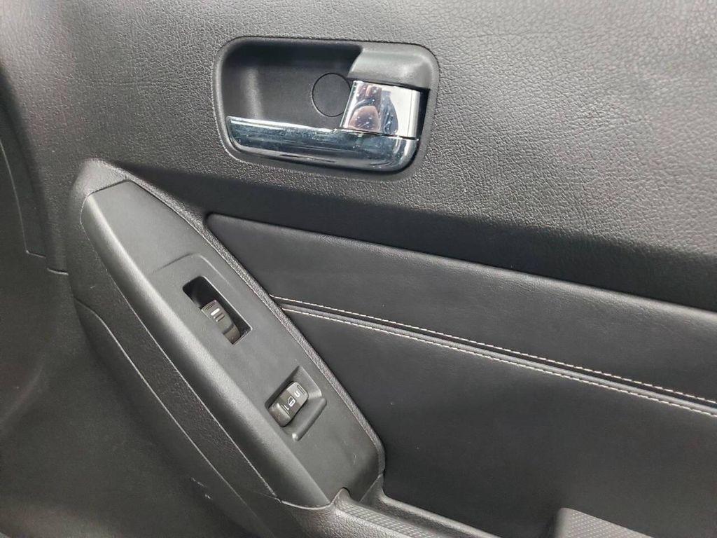 used 2009 Hummer H3 car, priced at $12,499