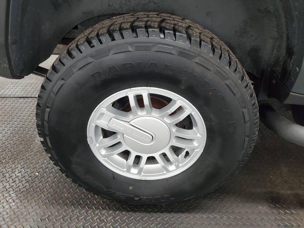 used 2009 Hummer H3 car, priced at $12,499