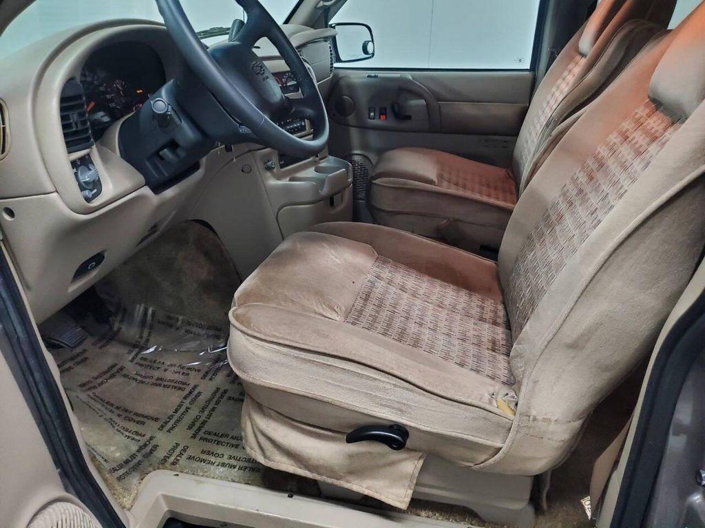 used 2003 Chevrolet Astro car, priced at $10,999