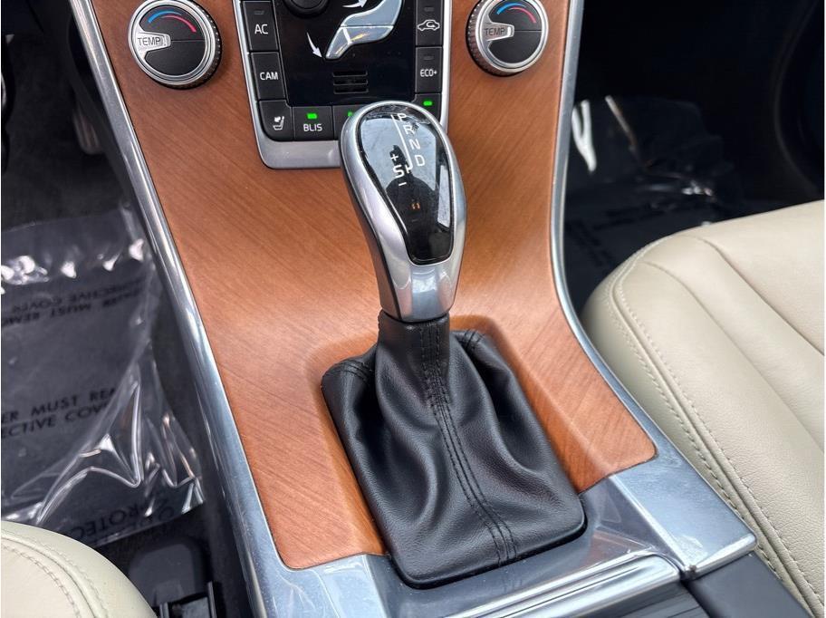 used 2017 Volvo XC60 car, priced at $11,388