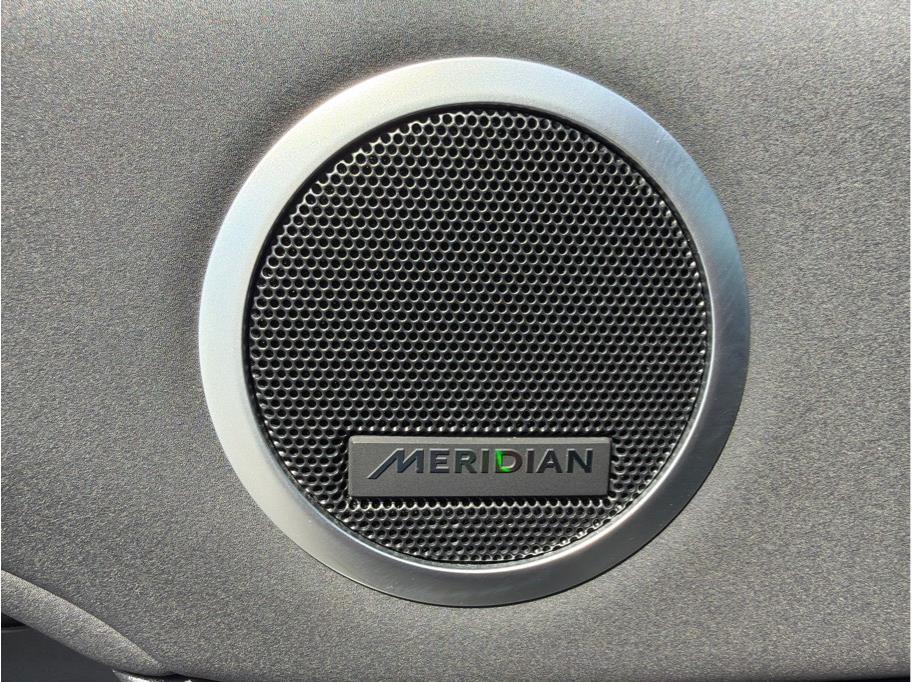 used 2019 Land Rover Discovery car, priced at $17,988