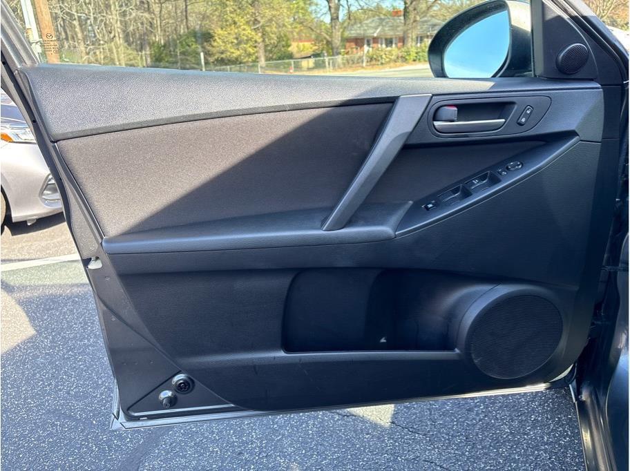 used 2013 Mazda Mazda3 car, priced at $6,188