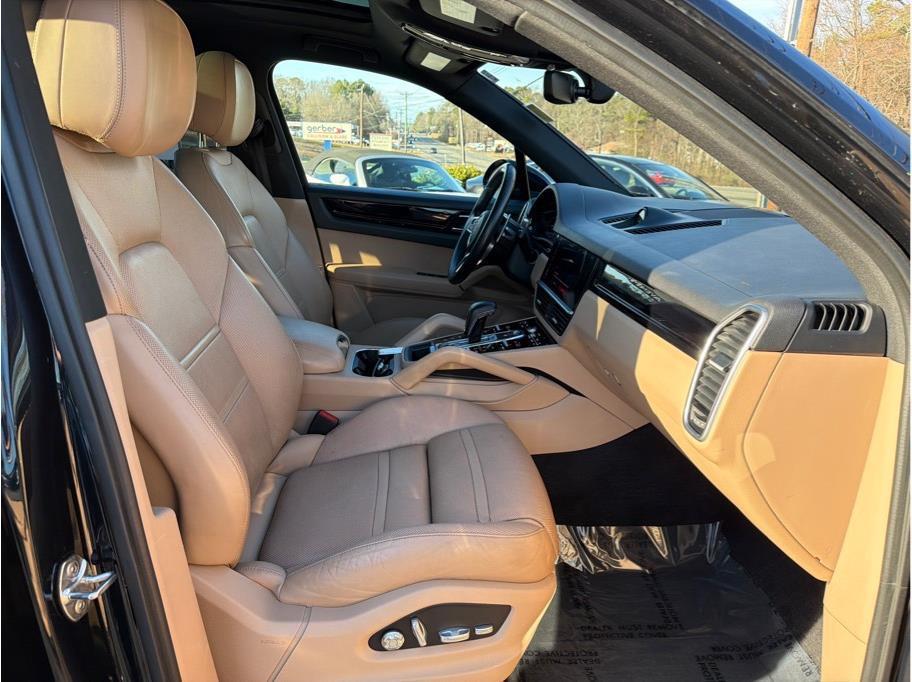 used 2020 Porsche Cayenne car, priced at $38,988