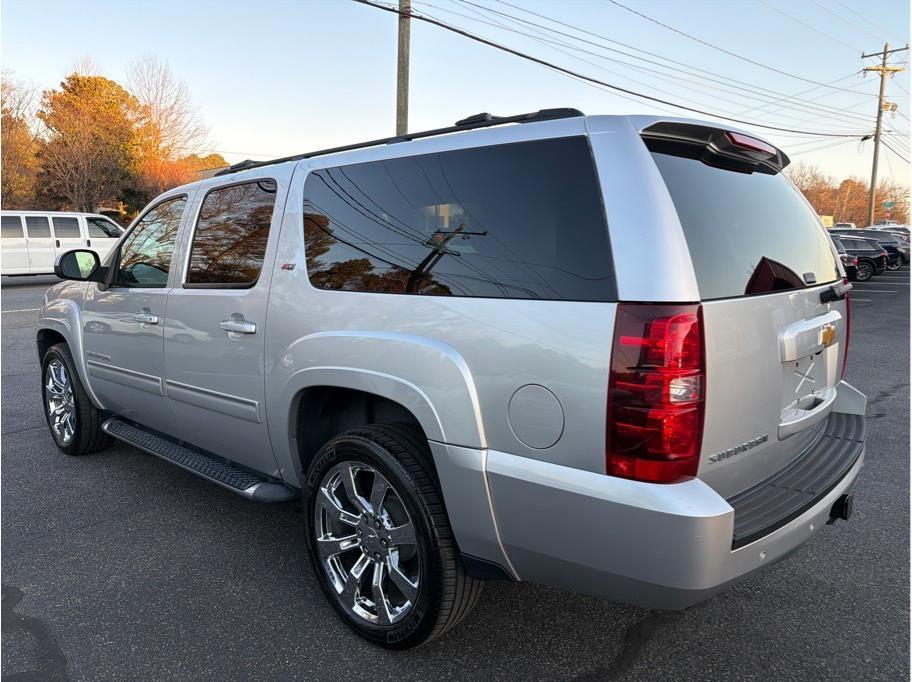 used 2014 Chevrolet Suburban car, priced at $15,988