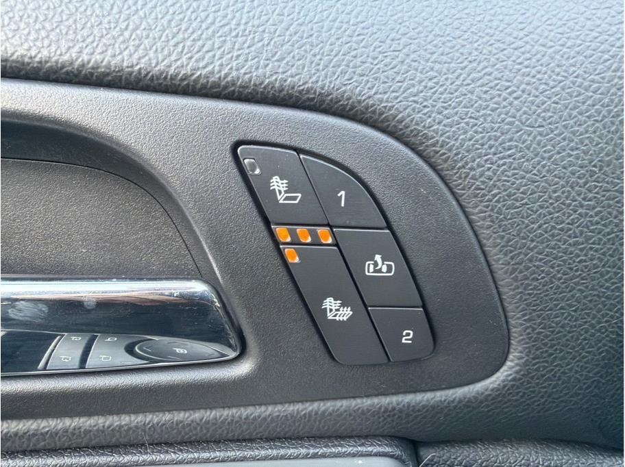 used 2014 Chevrolet Suburban car, priced at $15,988